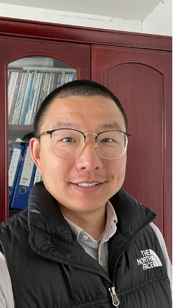 越都碎紙機總經理鄧浩